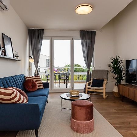 Apartment Maestral Сутиван Екстериор снимка