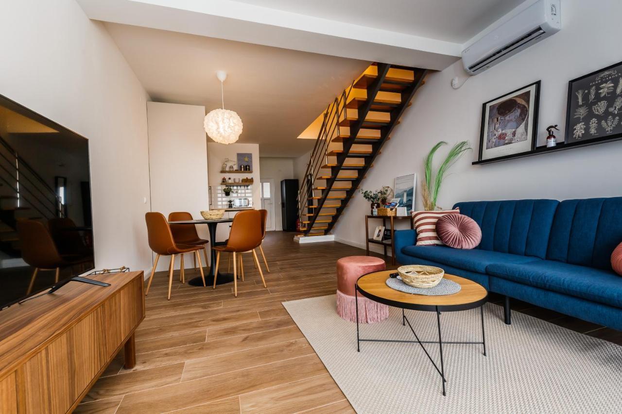Apartment Maestral Сутиван Екстериор снимка